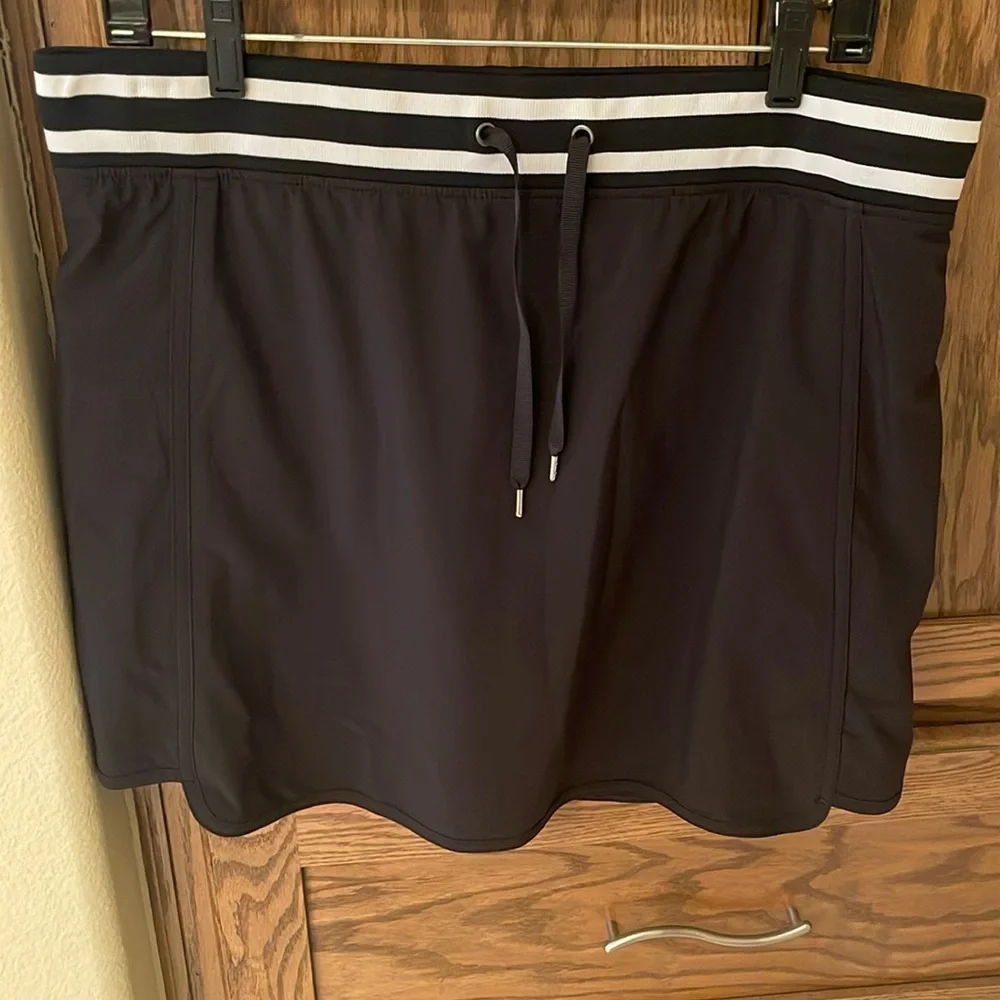 Athleta Sonara Skort Size 12 EUC - Picture 1 of 10